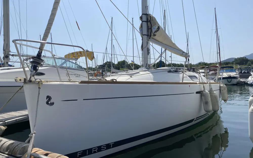 slider 1 Beneteau First 25