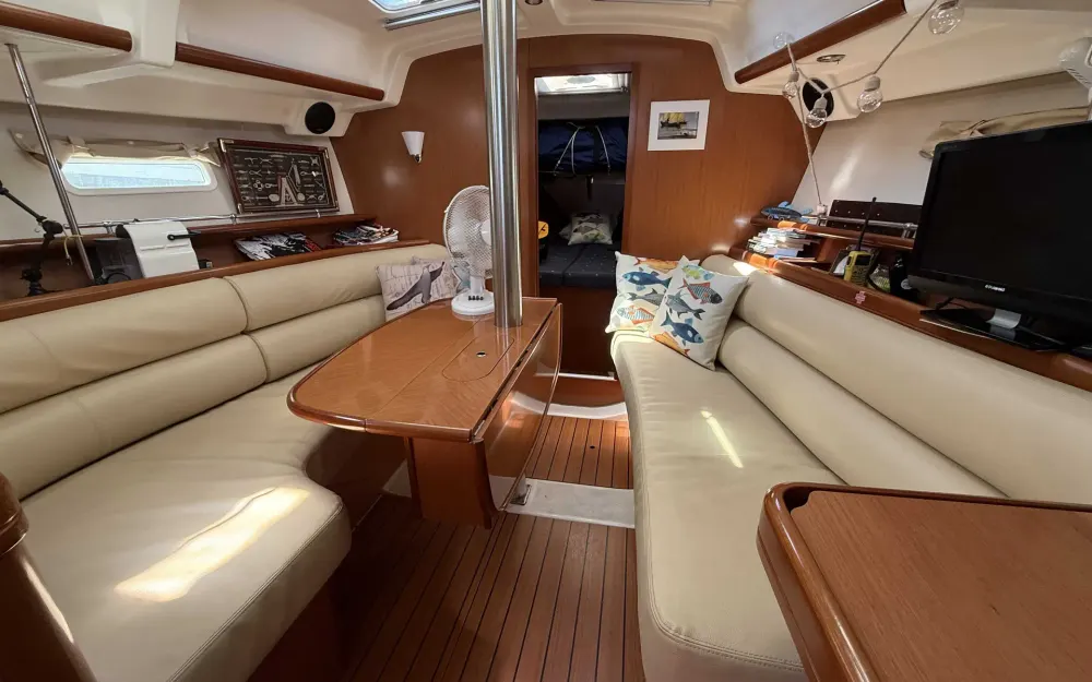 slider 10 Beneteau Oceanis 343 Clipper