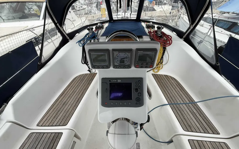 slider 4 Beneteau Oceanis 343 Clipper