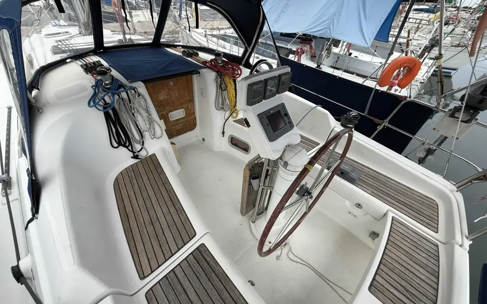 slider 5 Beneteau Oceanis 343 Clipper