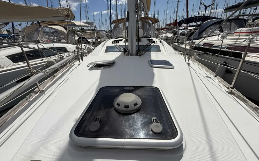 slider 12 Beneteau Oceanis 40