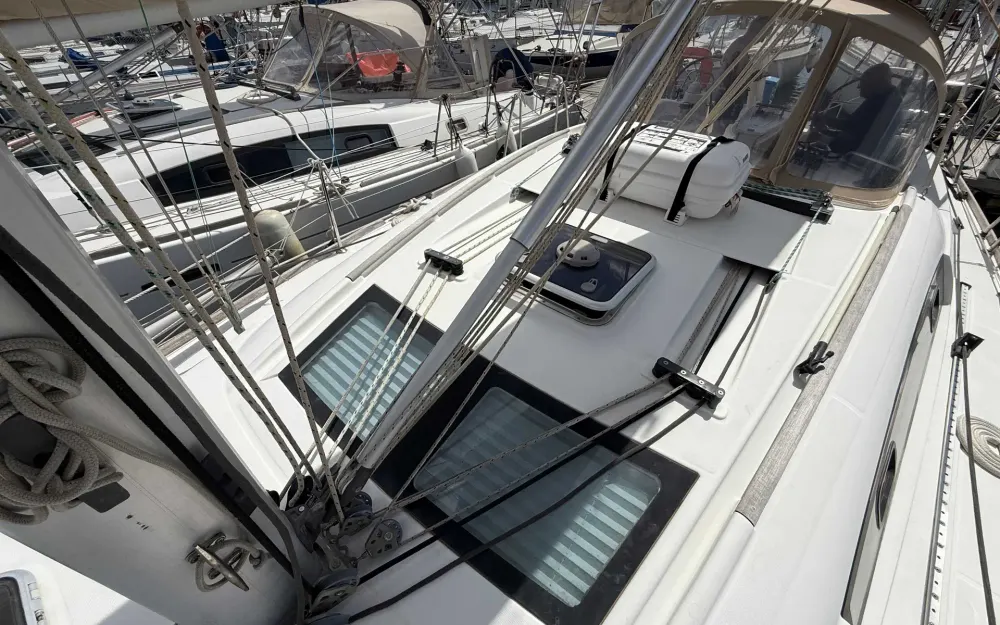 slider 13 Beneteau Oceanis 40