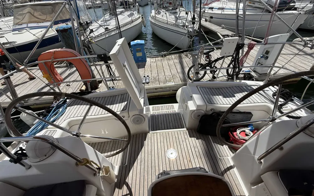 slider 14 Beneteau Oceanis 40