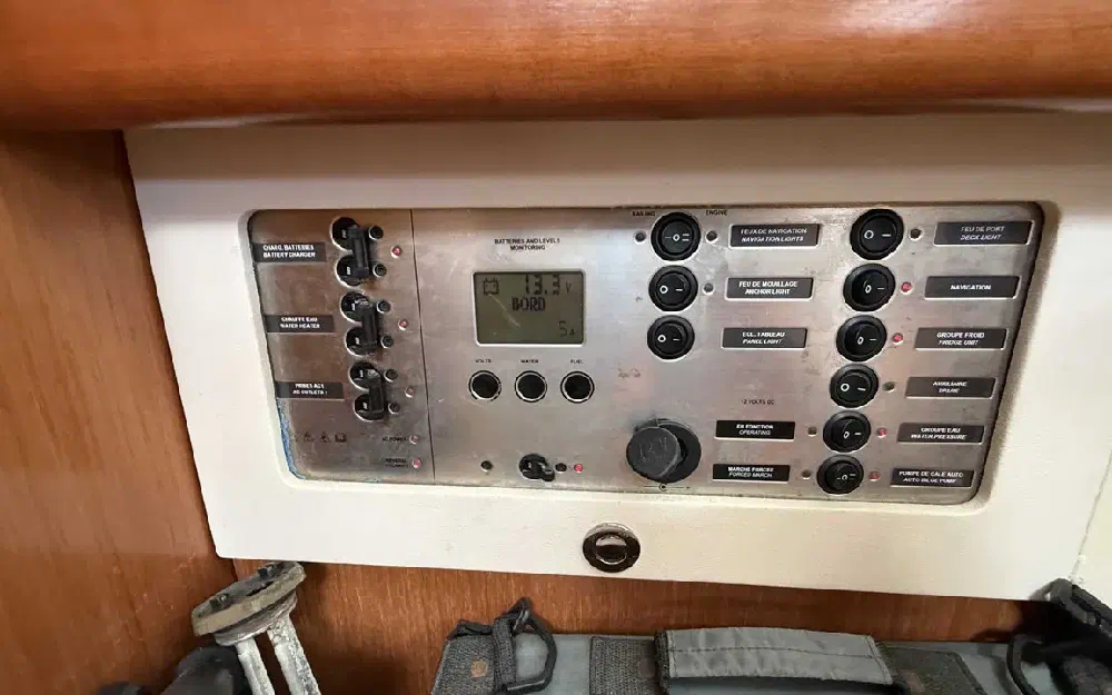 slider 27 Beneteau Oceanis 40