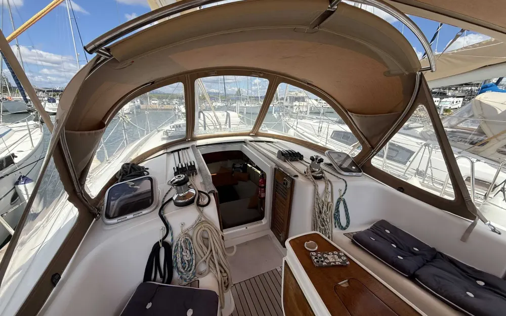 slider 4 Beneteau Oceanis 40