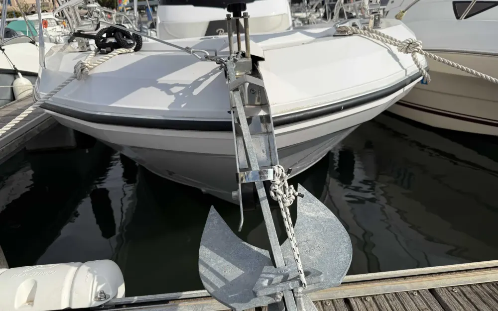 slider 10 Ranieri Voyager 22