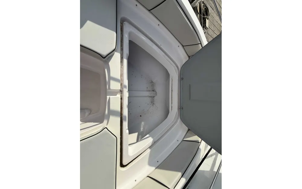 slider 12 Ranieri Voyager 22