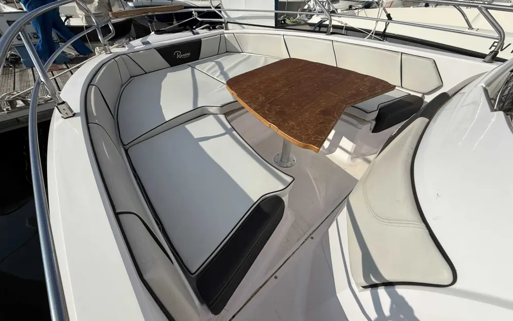 slider 4 Ranieri Voyager 22