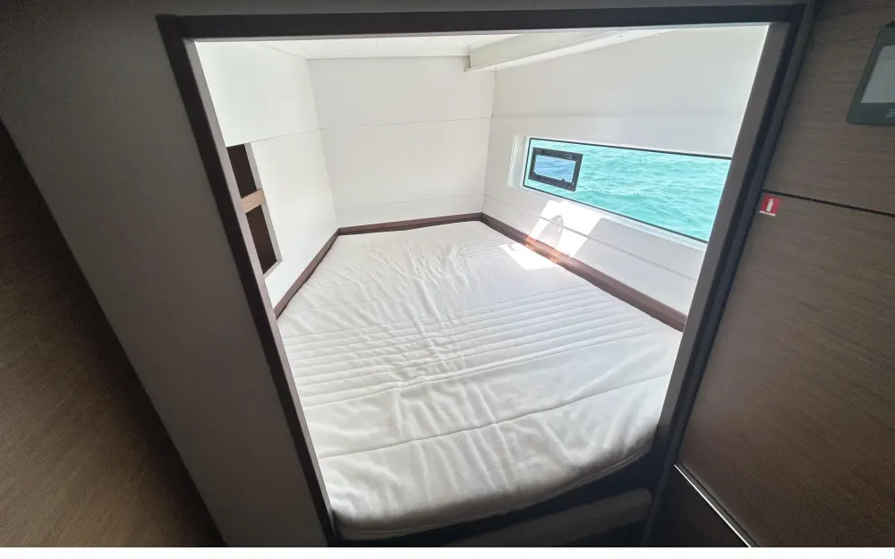 slider 18 Lagoon  40