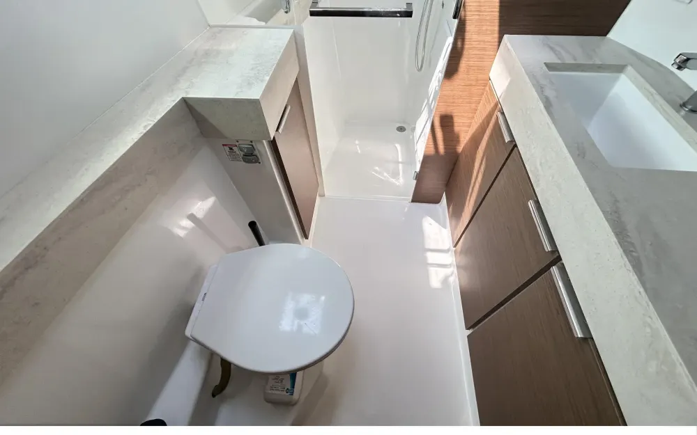 slider 38 Lagoon  40