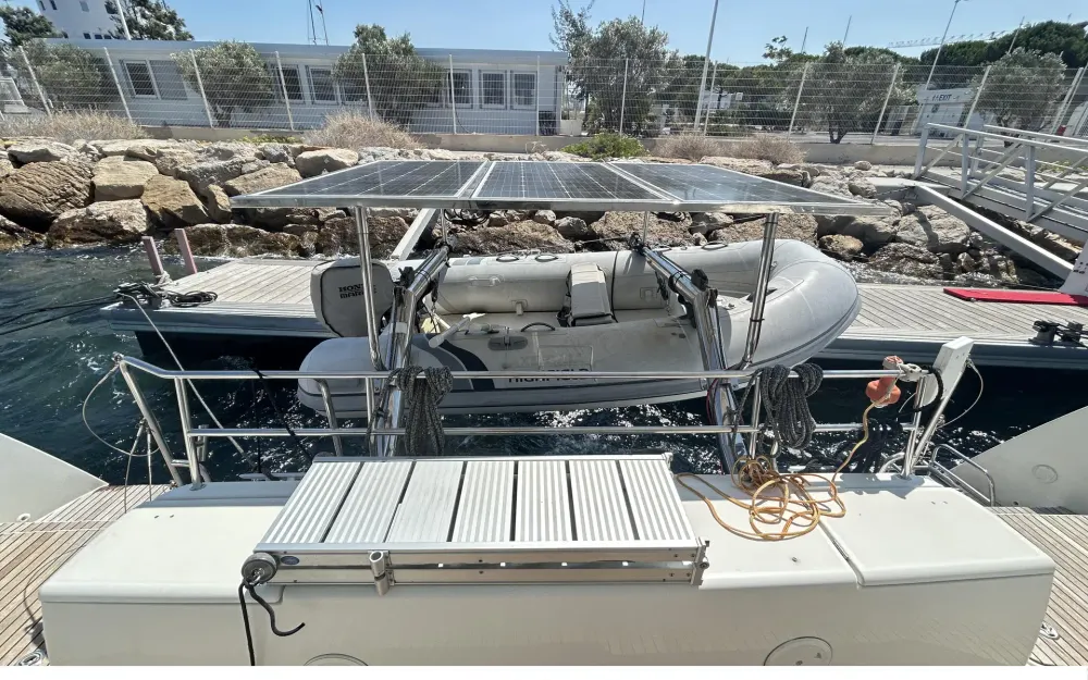 slider 42 Lagoon  40
