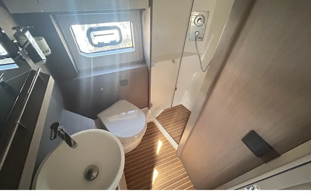 slider 10 Beneteau Gran Turismo 45