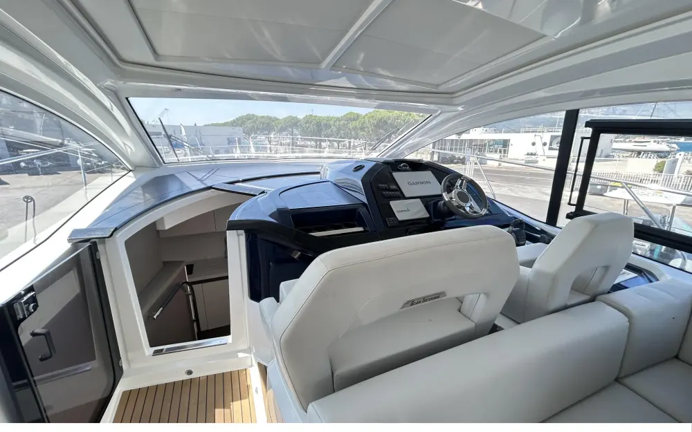 slider 19 Beneteau Gran Turismo 45