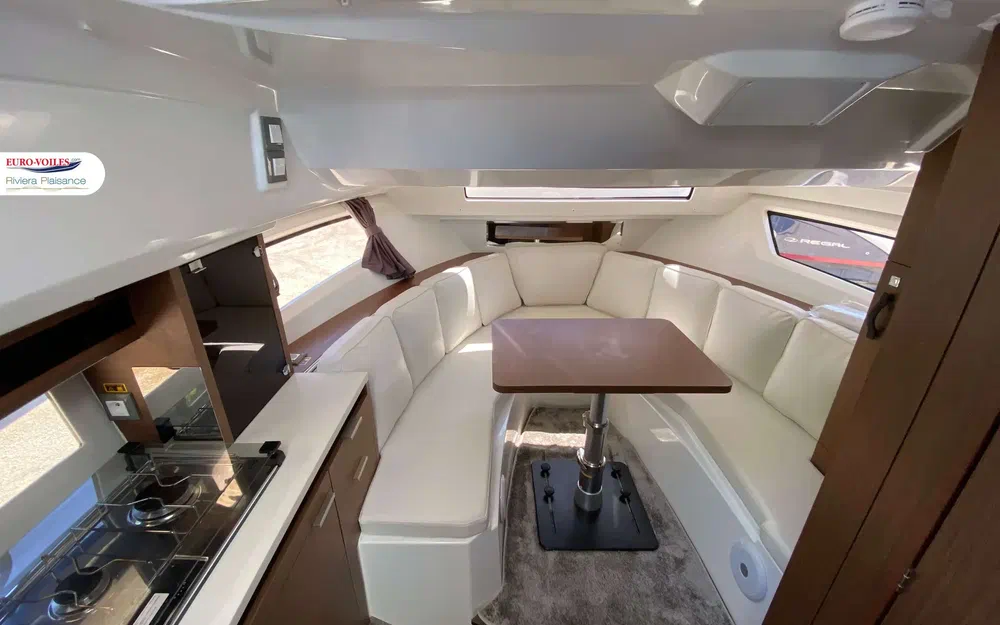 slider 11 Jeanneau Cap Camarat 10.5 WA