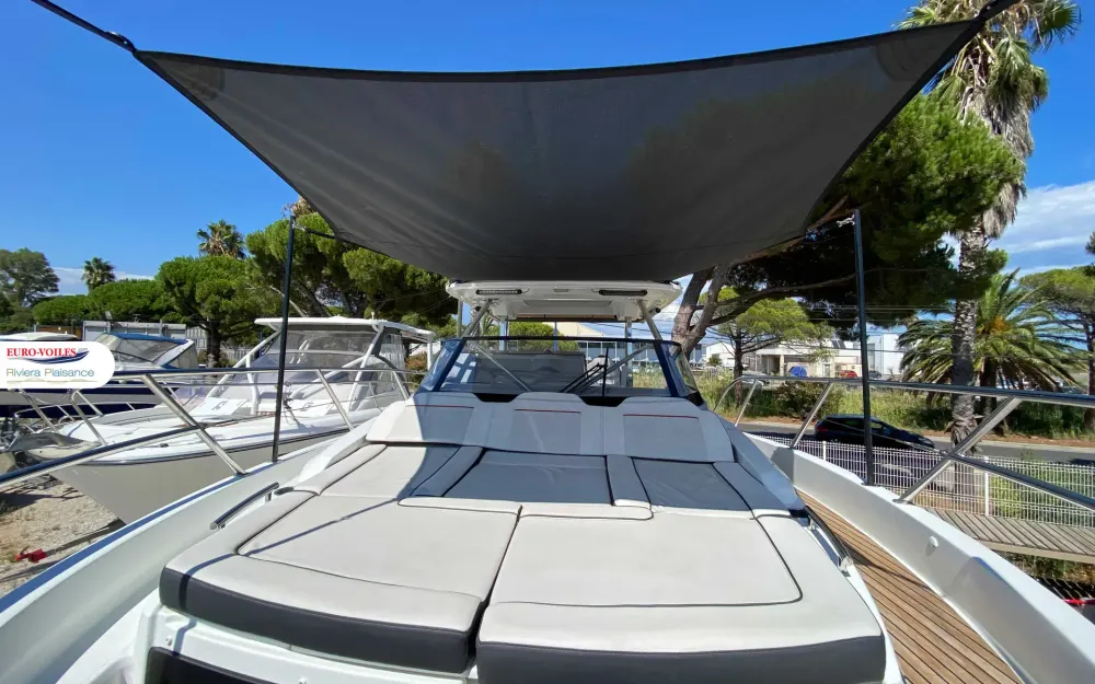 slider 4 Jeanneau Cap Camarat 10.5 Wa Serie 2