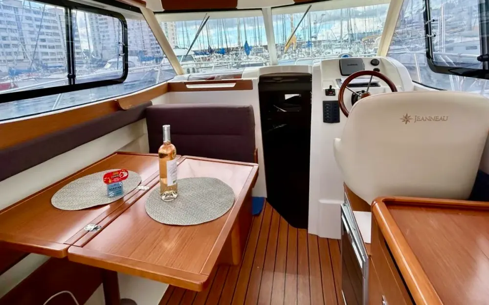 slider 17 Jeanneau Merry Fisher 815