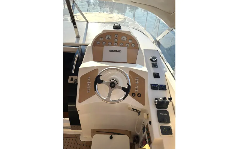 slider 8 Mano Marine  35 HT