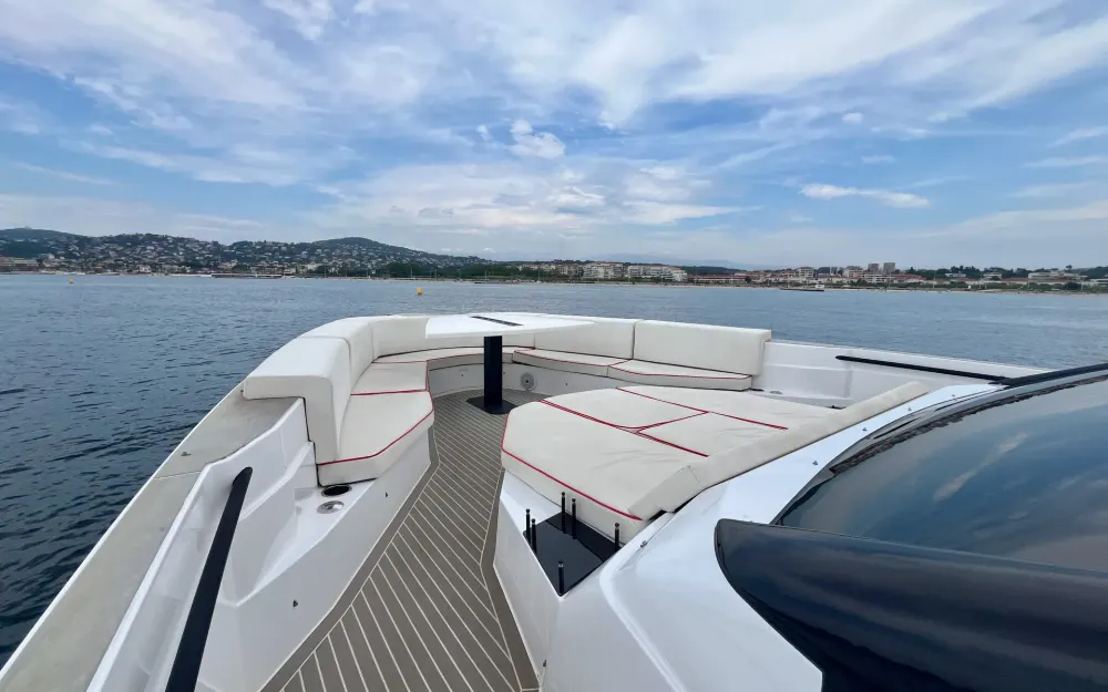 slider 10 Okean  55 Open Sport