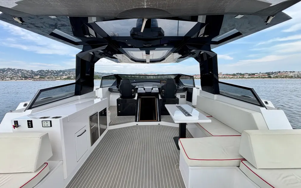 slider 17 Okean  55 Open Sport