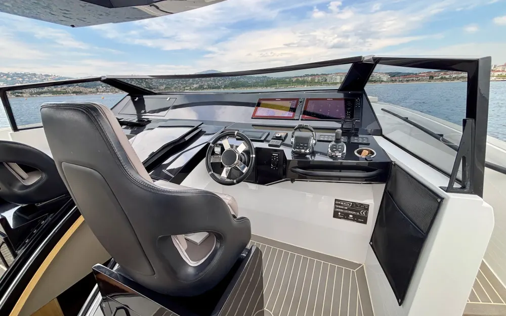 slider 18 Okean  55 Open Sport