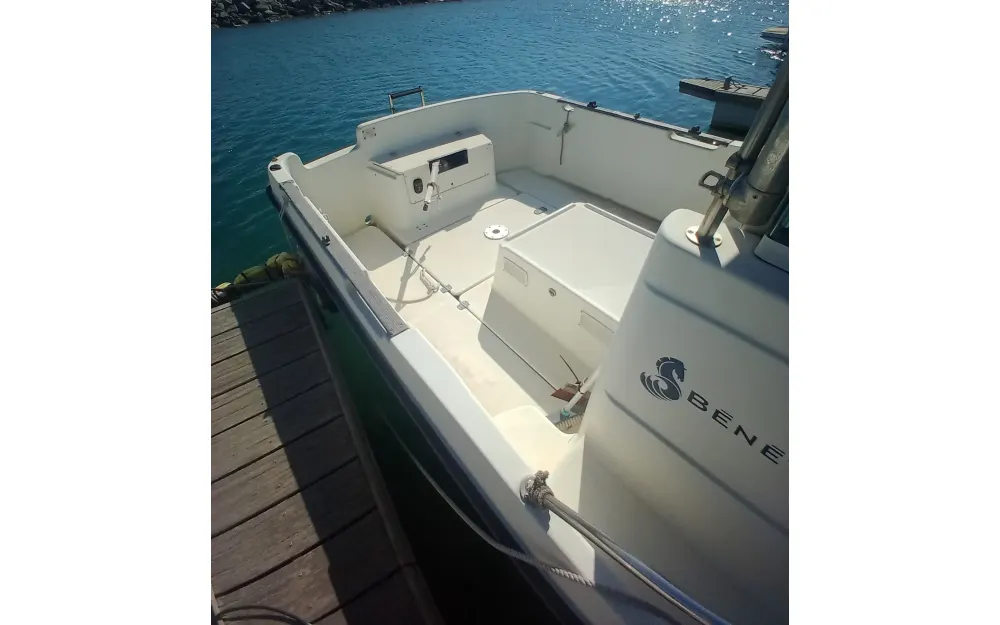 slider 1 Beneteau Antares 620