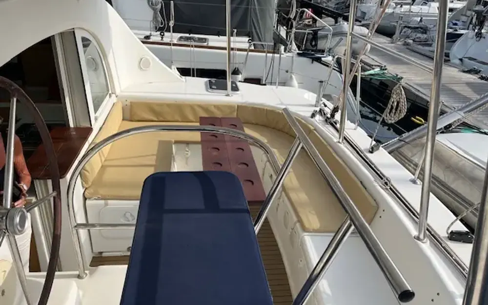 slider 8 Lagoon  380 S2