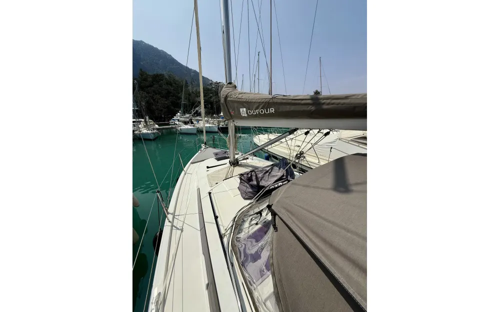 slider 2 Dufour  37