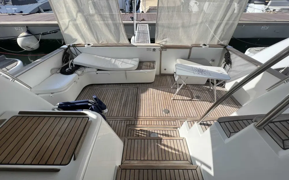slider 3 Beneteau Antares 13.80