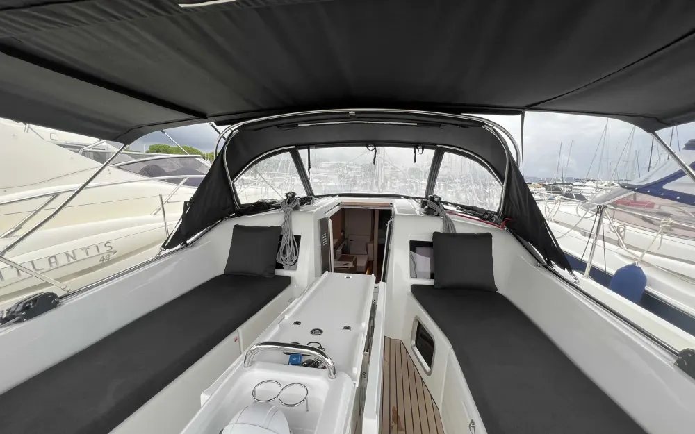slider 4 Jeanneau Sun Odyssey 410