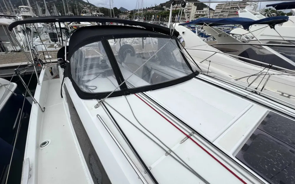 slider 7 Jeanneau Sun Odyssey 410