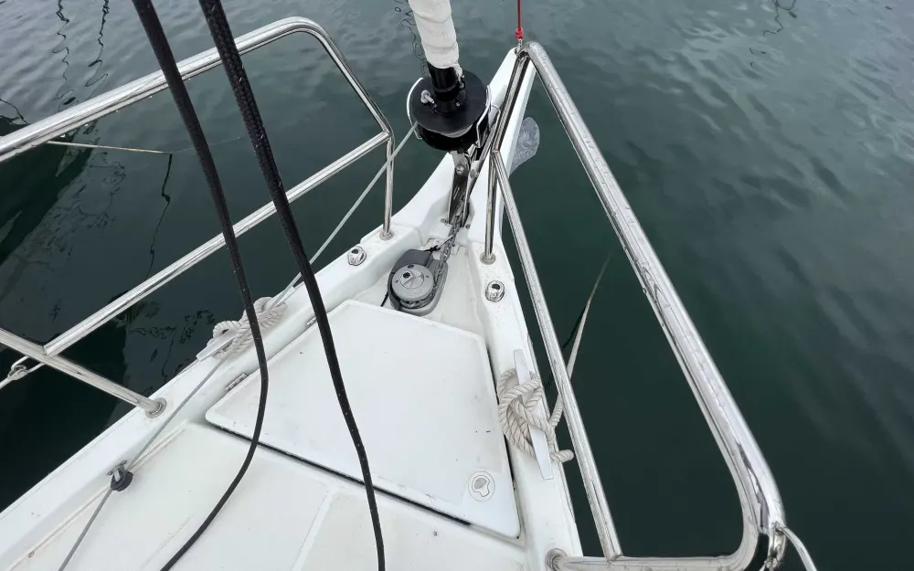 slider 8 Jeanneau Sun Odyssey 410