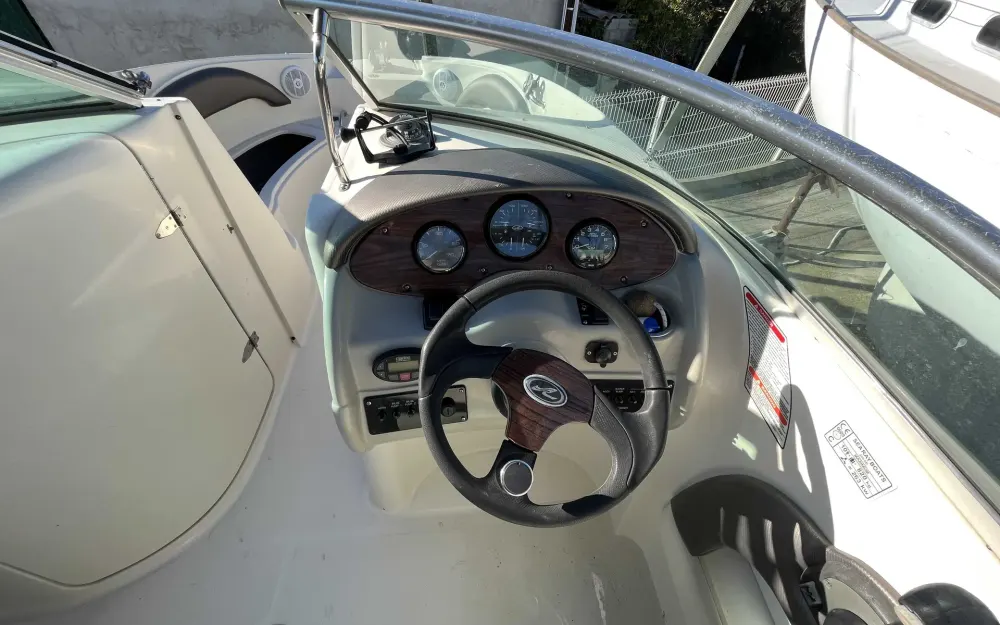slider 2 Sea Ray  220