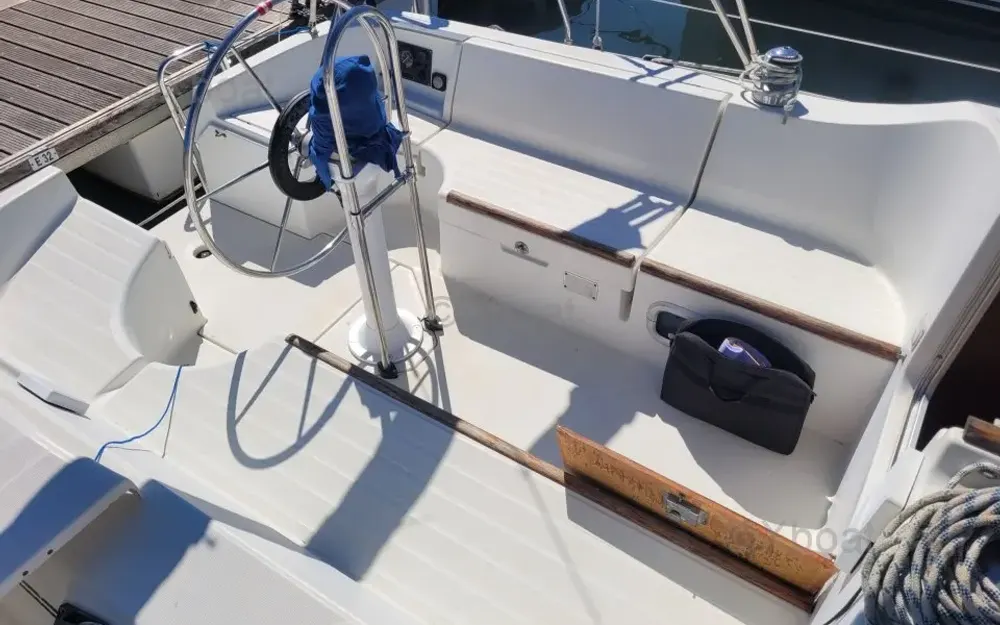 slider 10 Beneteau Oceanis 321