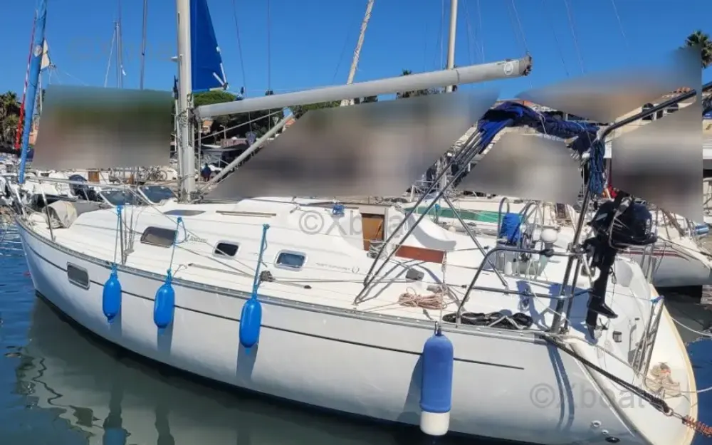 slider 4 Beneteau Oceanis 321