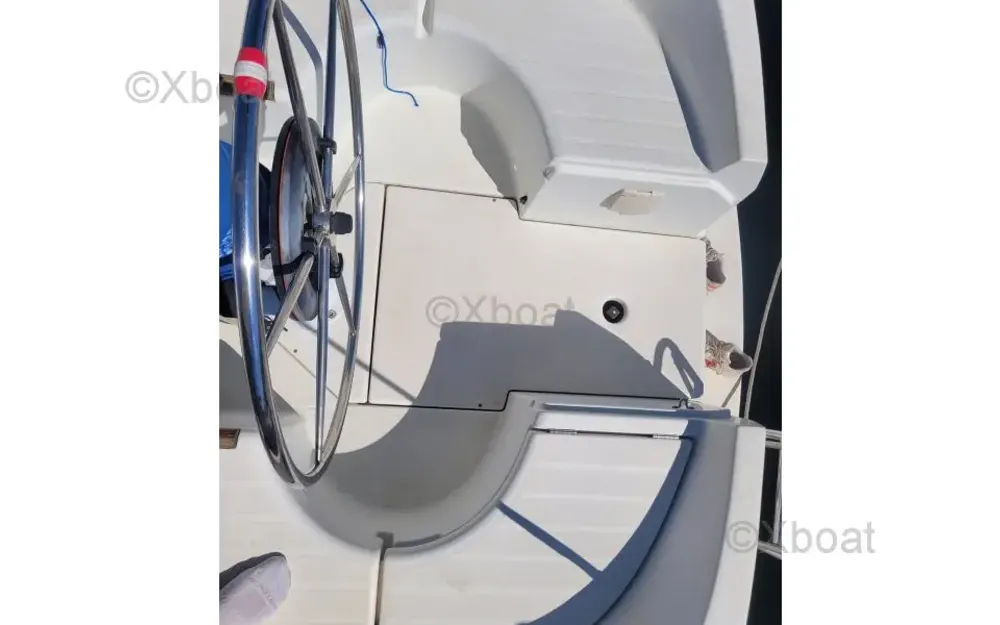 slider 8 Beneteau Oceanis 321