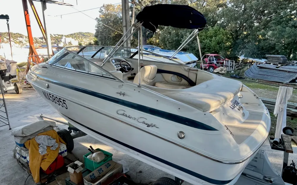 slider 7 Chris Craft  210 CC