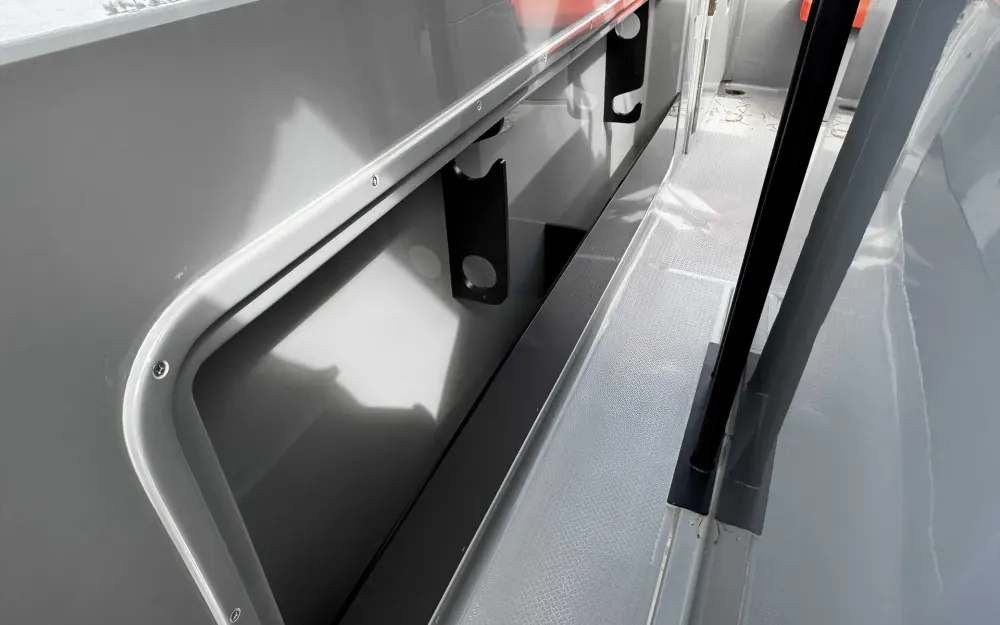 slider 13 Pacific Craft  750 Open