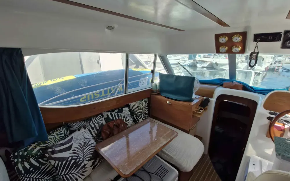 slider 8 Jeanneau Merry Fisher 805