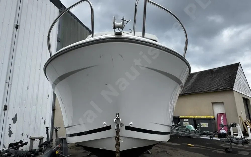 slider 2 Jeanneau Merry Fisher 695