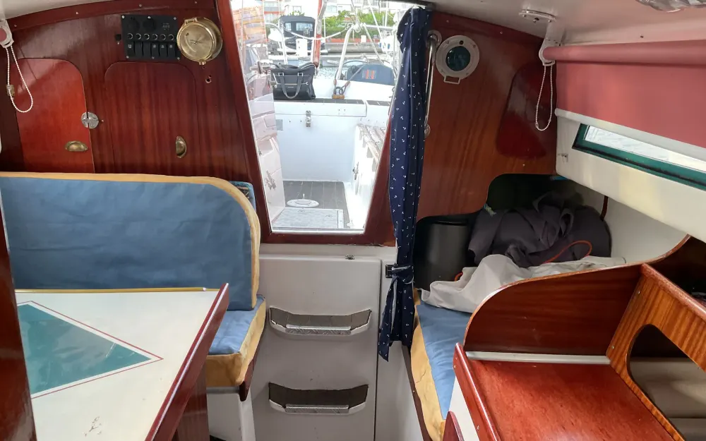 slider 10 Beneteau Evasion 25