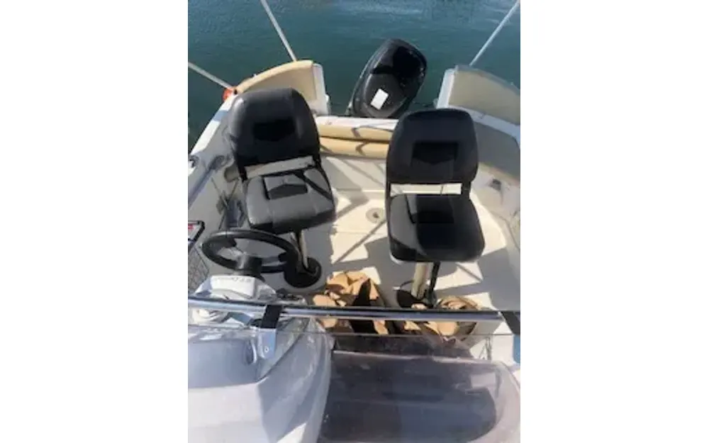 slider 0 Beneteau Flyer 550 Sun Deck