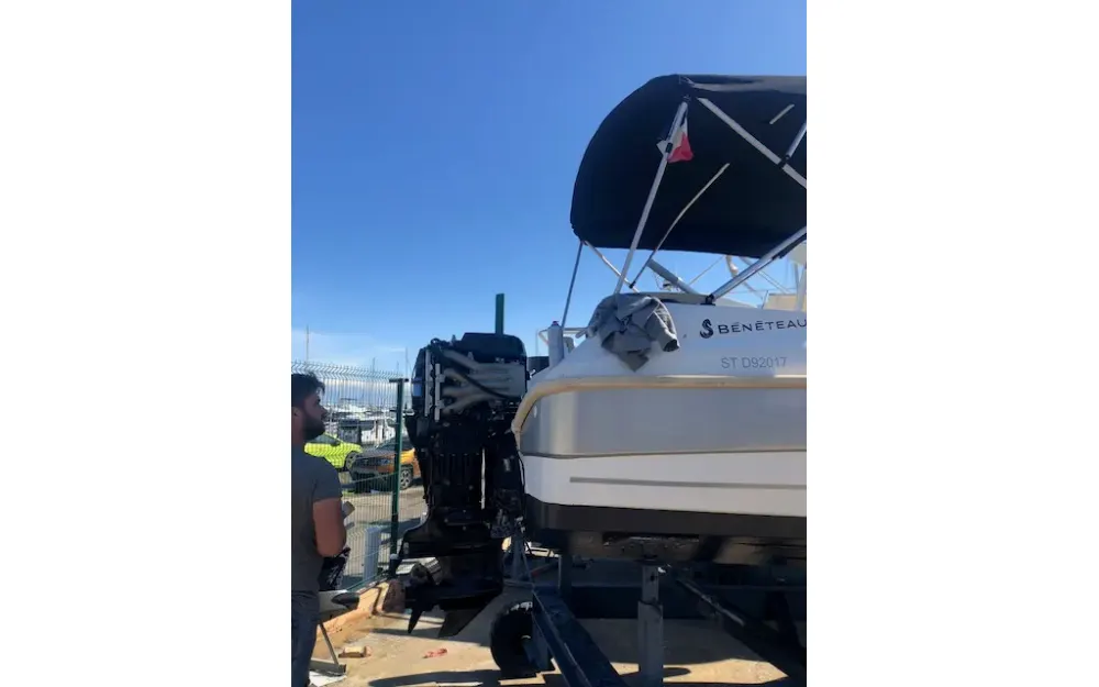 slider 1 Beneteau Flyer 550 Sun Deck