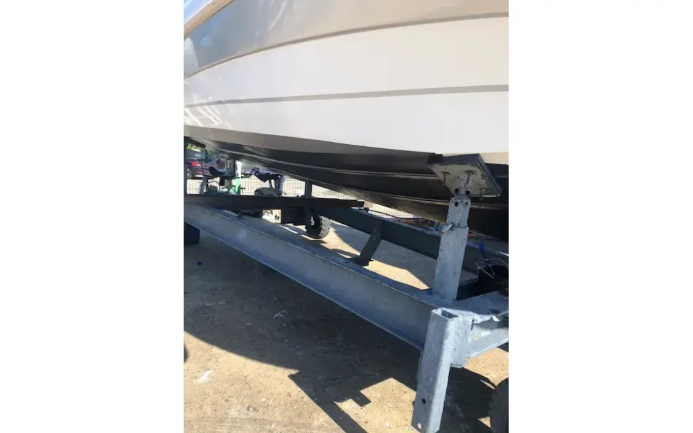 slider 3 Beneteau Flyer 550 Sun Deck