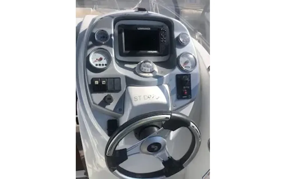 slider 6 Beneteau Flyer 550 Sun Deck
