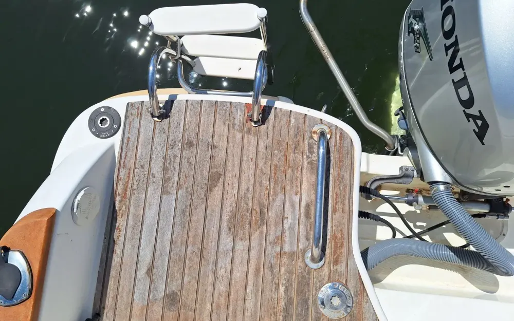 slider 14 Jeanneau Merry Fisher 725
