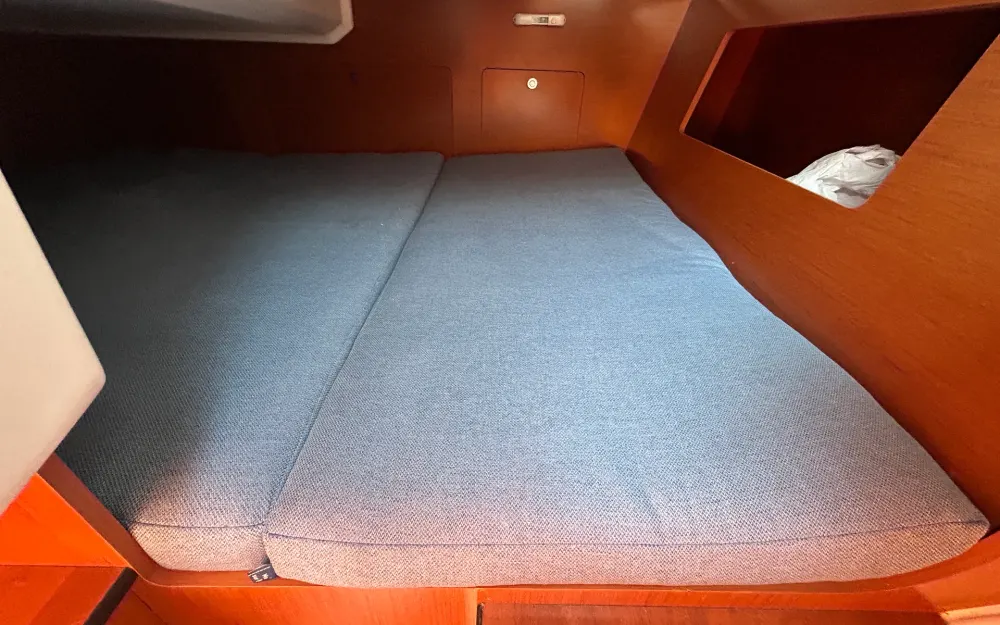 slider 10 Beneteau Antares 8.80