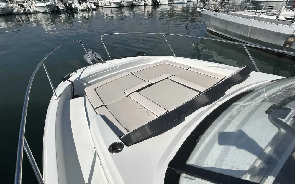 slider 13 Jeanneau Cap Camarat 9.0 WA Serie 2