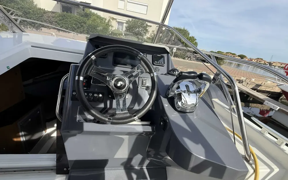 slider 10 Beneteau Flyer 8.8 SUNdeck