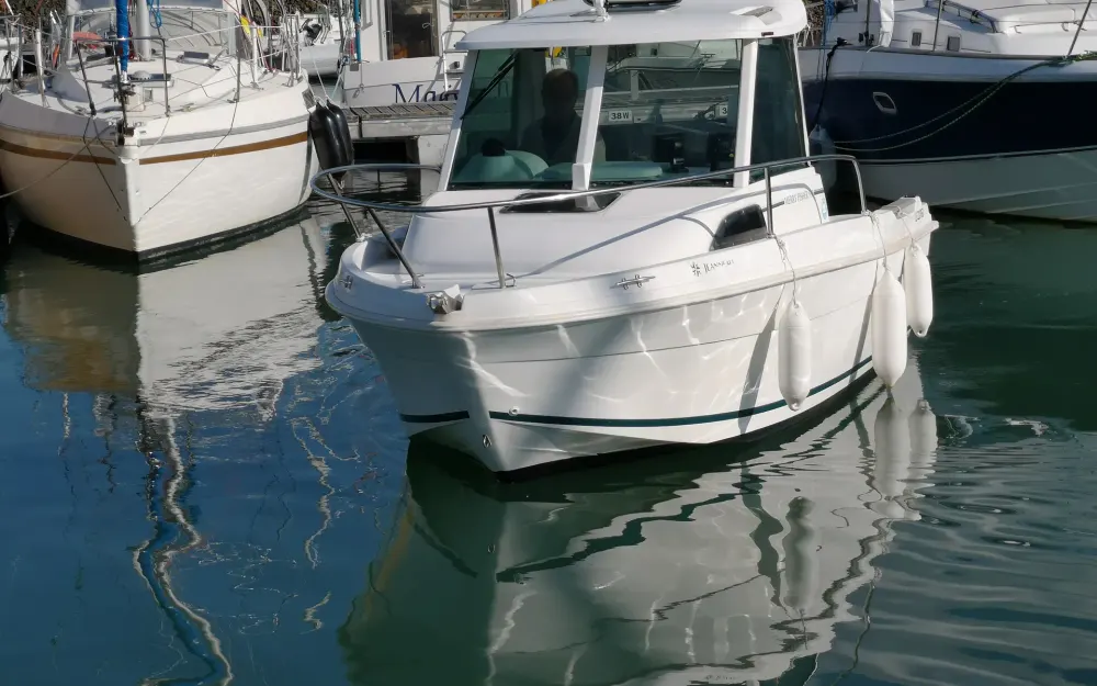 slider 3 Jeanneau Merry Fisher 530