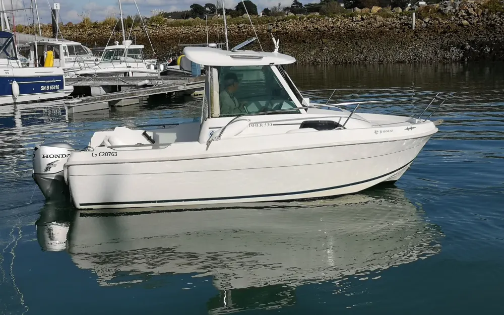 slider 4 Jeanneau Merry Fisher 530